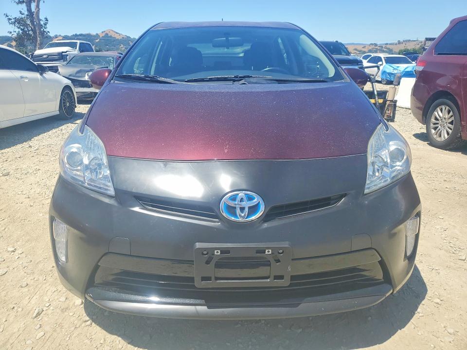 Photo 5 from auction – 2013 TOYOTA PRIUS with VIN JTDKN3DU4D5610372