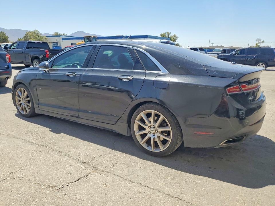 Photo 2 from auction – 2016 LINCOLN MKZ with VIN 3LN6L2G95GR603131