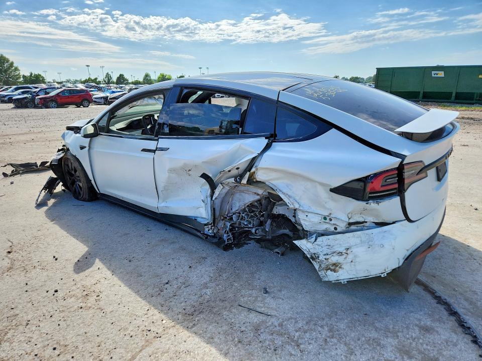 Photo 2 from auction – 2022 TESLA MODEL X with VIN 7SAXCBE59NF356223