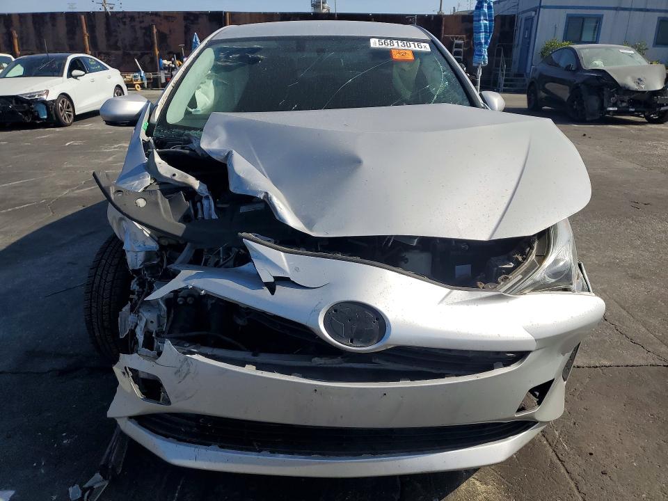 Photo 5 from auction – 2016 TOYOTA PRIUS with VIN JTDKBRFU1G3019134