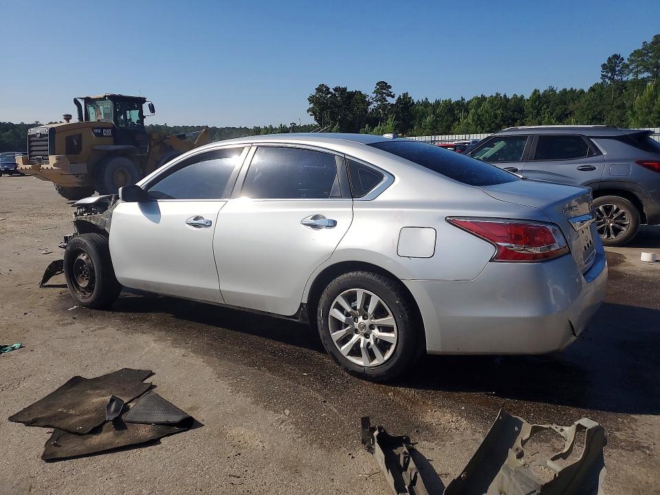 Photo 2 from auction – 2015 NISSAN ALTIMA with VIN 1N4AL3AP8FC449285