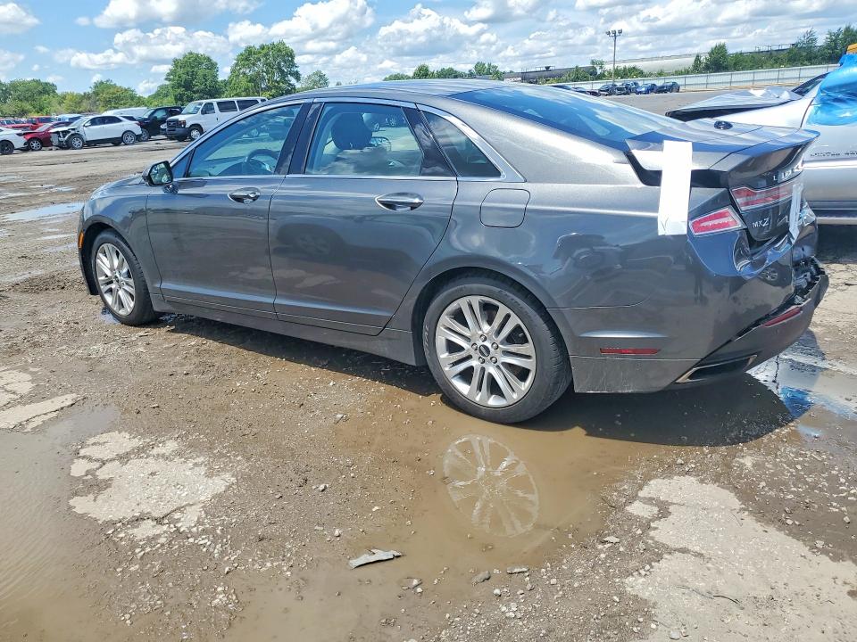 Photo 2 from auction – 2016 LINCOLN MKZ with VIN 3LN6L2G99GR621101