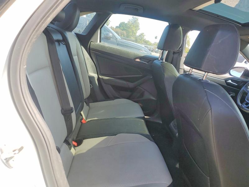 Photo 10 from auction – 2019 VOLKSWAGEN JETTA with VIN 3VWC57BU7KM239128