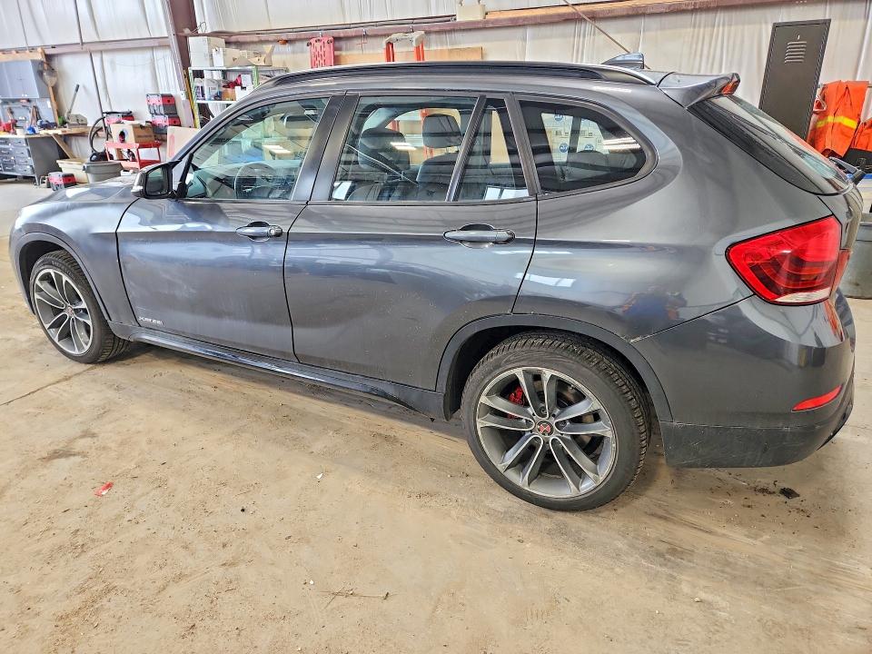 صورة رقم 2 من المزاد - 2015 BMW X1 مع VIN WBAVL1C59FVY36358