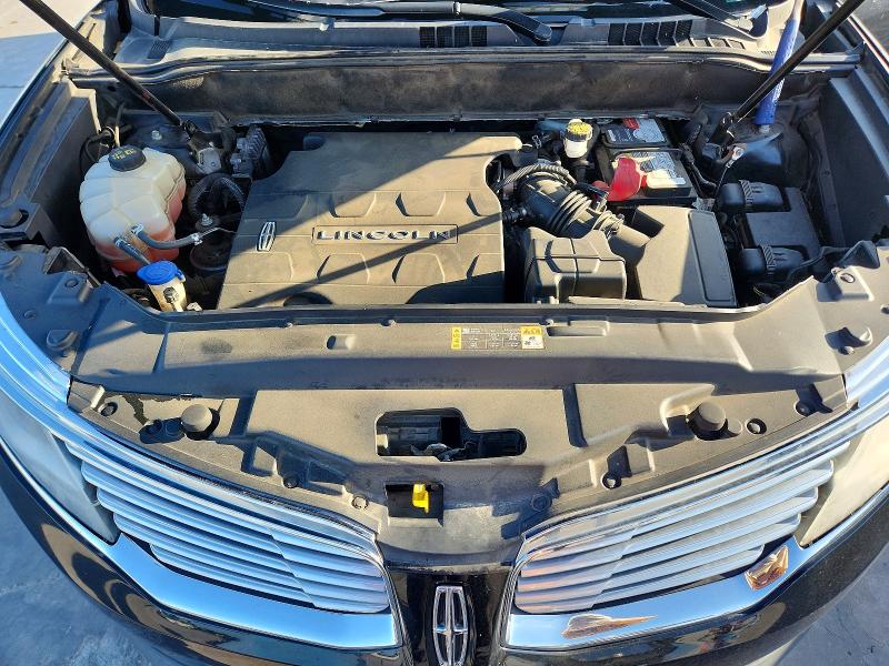 Photo 12 from auction – 2018 LINCOLN MKX with VIN 2LMPJ6LR2JBL30666