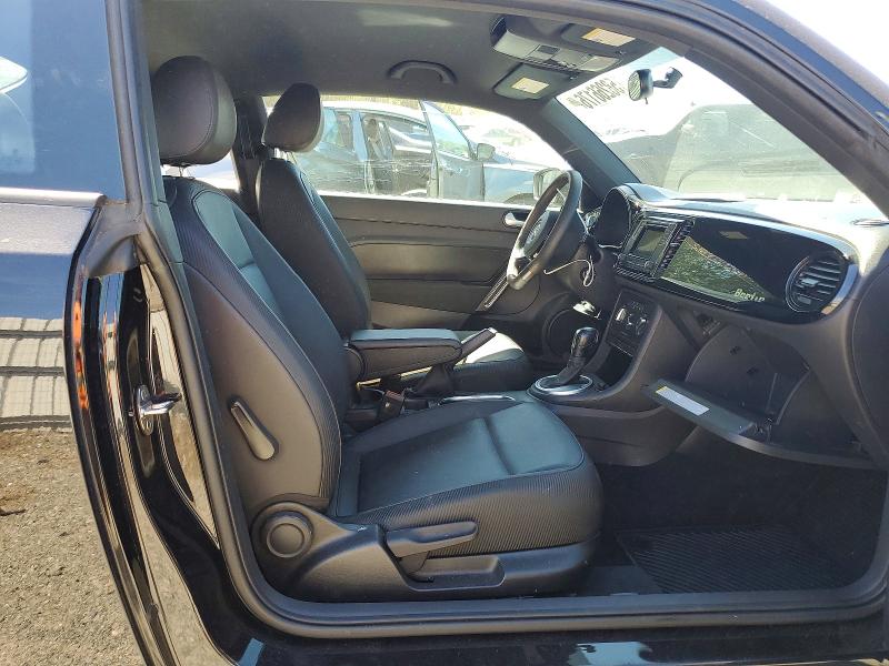 Photo 10 from auction – 2016 VOLKSWAGEN BEETLE with VIN 3VWF17ATXGM611392