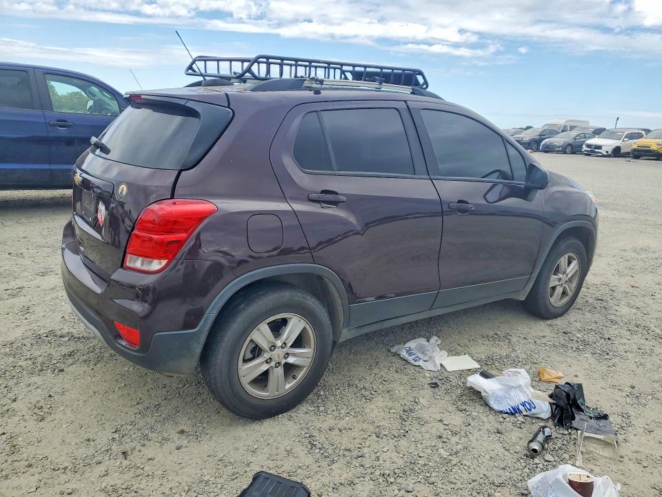 Foto 3 de la subasta – 2021 CHEVROLET TRAX con VIN KL7CJPSB0MB332013