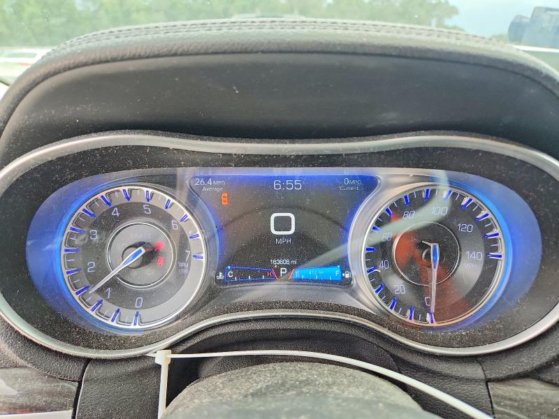 Photo 9 from auction – 2018 CHRYSLER 300 with VIN 2C3CCAAG6JH320253