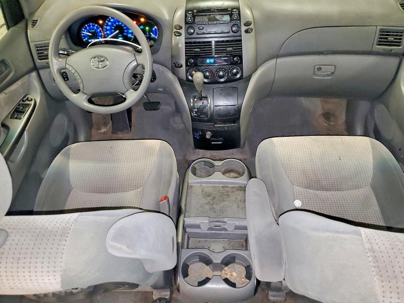 Photo 8 from auction – 2006 TOYOTA SIENNA with VIN 5TDZA23C46S564407