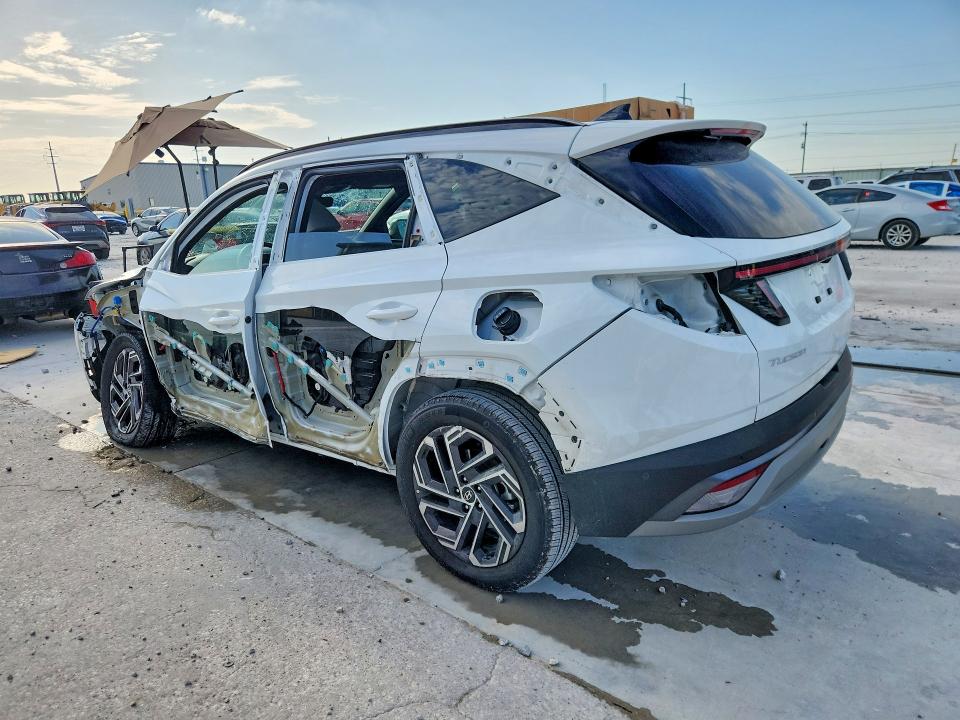 Photo 2 from auction – 2025 HYUNDAI TUCSON with VIN KM8JEDD10SU312648