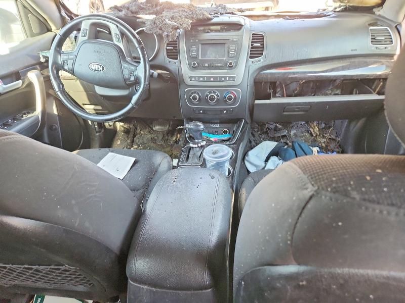 Photo 8 from auction – 2015 KIA SORENTO with VIN 5XYKT4A62FG605585