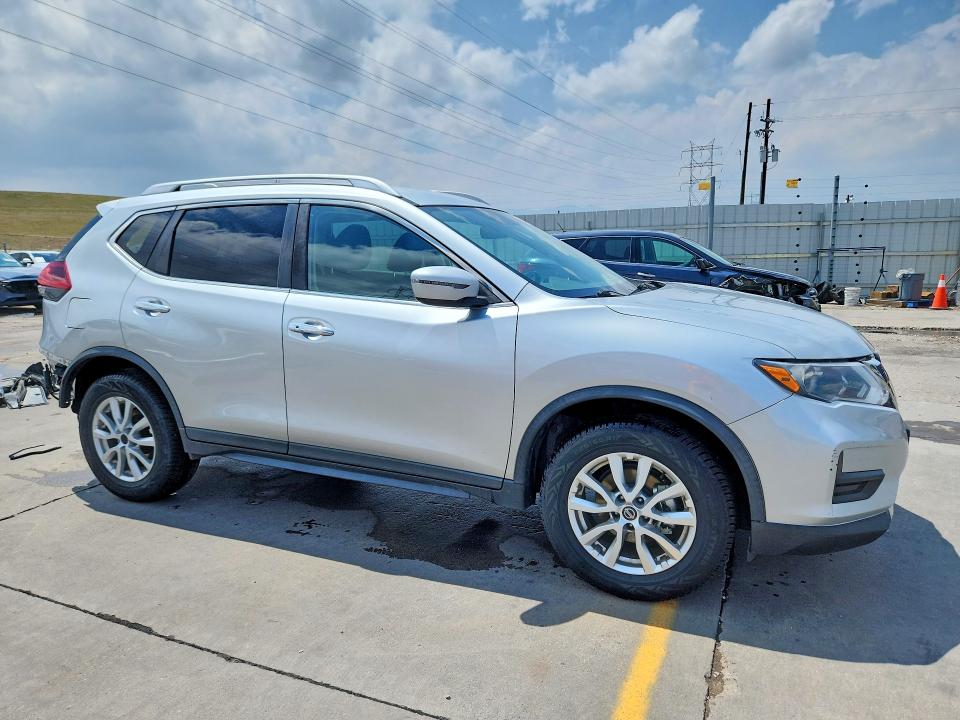 Photo 4 from auction – 2018 NISSAN ROGUE with VIN KNMAT2MV6JP514747