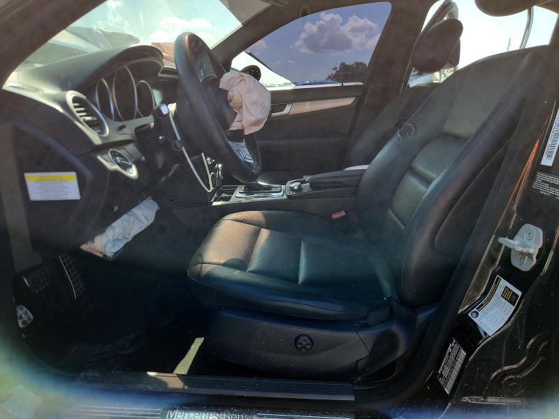 Photo 7 from auction – 2014 MERCEDES-BENZ C with VIN WDDGF8AB4ER313458