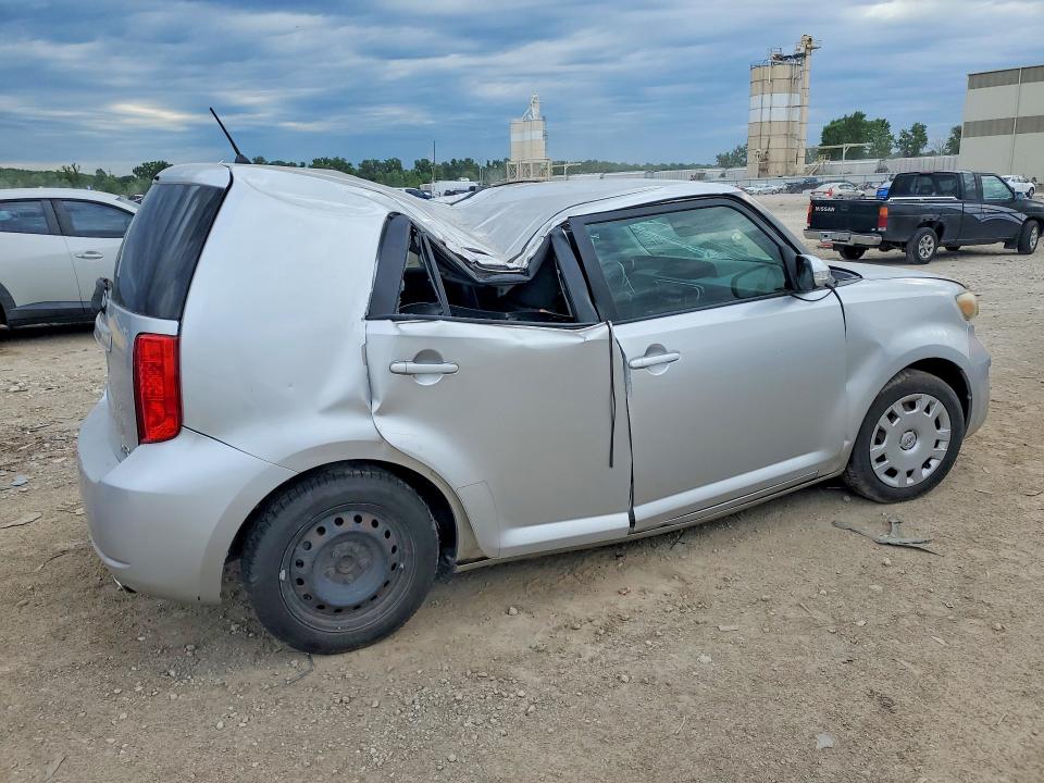 Photo 3 from auction – 2008 TOYOTA SCION with VIN JTLKE50E381034172