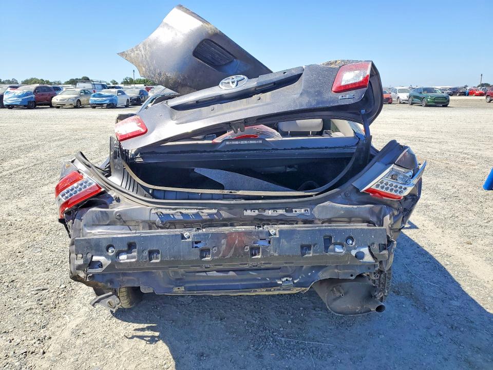 Photo 6 from auction – 2011 TOYOTA CAMRY with VIN 4T4BF3EK3BR166867