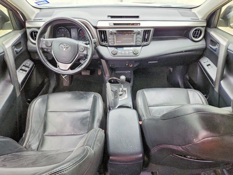 Photo 8 from auction – 2017 TOYOTA RAV4 with VIN JTMWFREV5HD096214