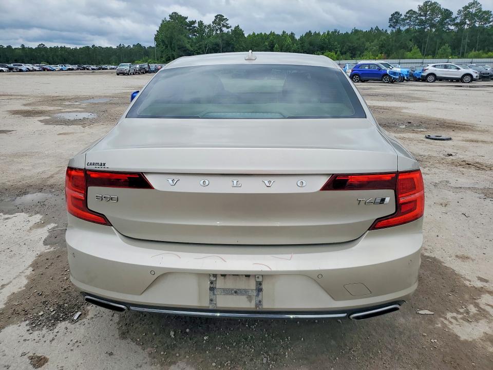 Photo 6 from auction – 2017 VOLVO S90 with VIN YV1A22MLXH1017421