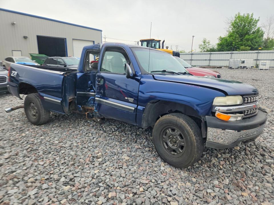 Photo 4 from auction – 2000 CHEVROLET SILVERADO with VIN 2GCEK19T9Y1300025