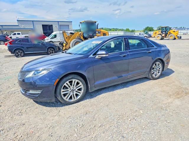 LINCOLN MKZ 2014 with VIN 3LN6L2GK4ER828219 - Photo from auction