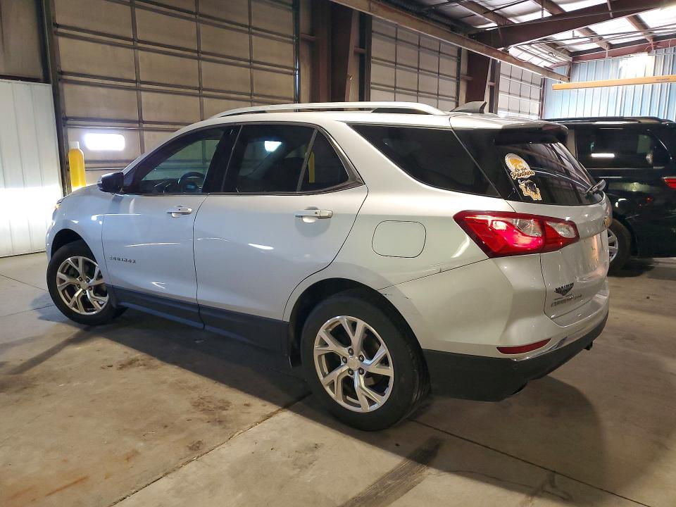 Photo 2 from auction – 2018 CHEVROLET EQUINOX with VIN 3GNAXKEX2JL397322