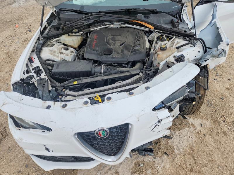 Photo 11 from auction – 2017 ALFA ROMEO GIULIA with VIN ZARFAEBN3H7535619