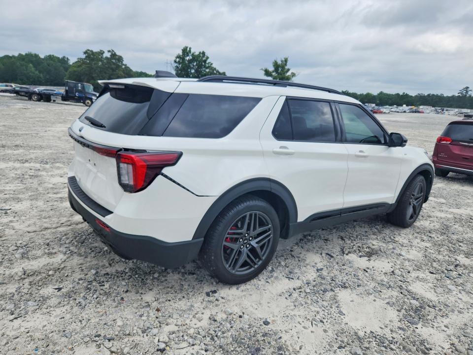 Photo 3 from auction – 2025 FORD EXPLORER with VIN 1FMUK7KH1SGA99943
