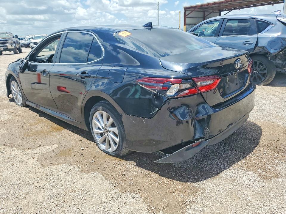 Photo 2 from auction – 2023 TOYOTA CAMRY with VIN 4T1C11AK2PU084627