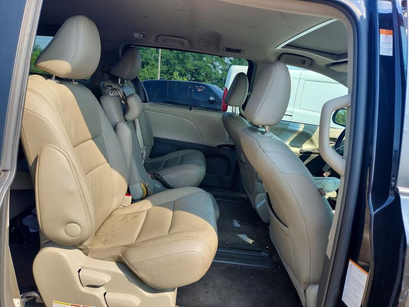 Photo 11 from auction – 2017 TOYOTA SIENNA with VIN 5TDYZ3DC4HS894172