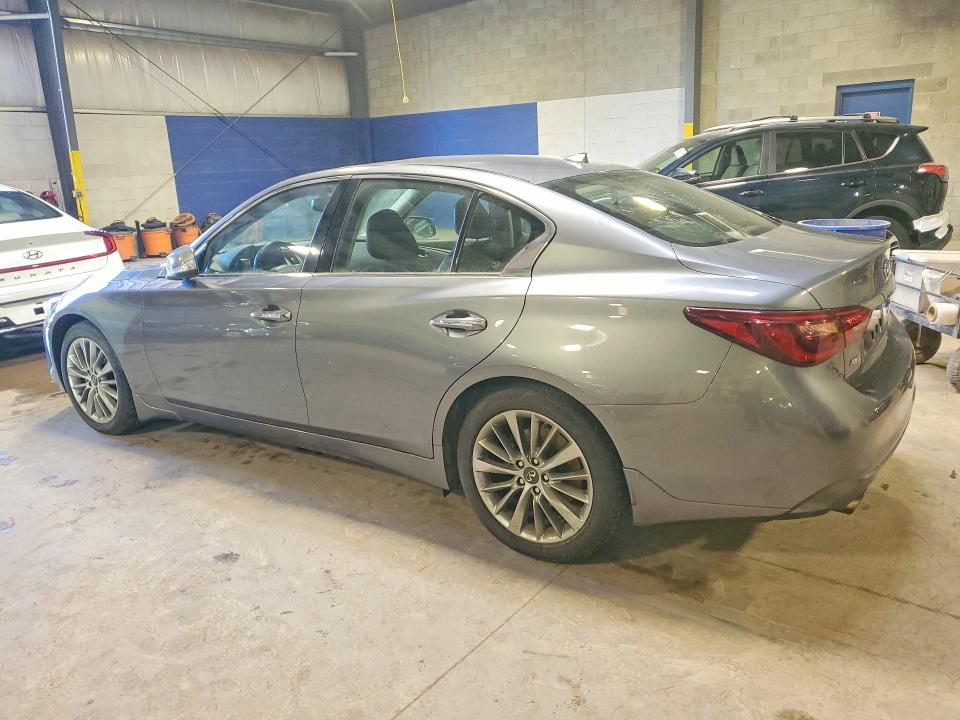 Photo 2 from auction – 2019 INFINITI Q50 with VIN JN1EV7AR3KM593686