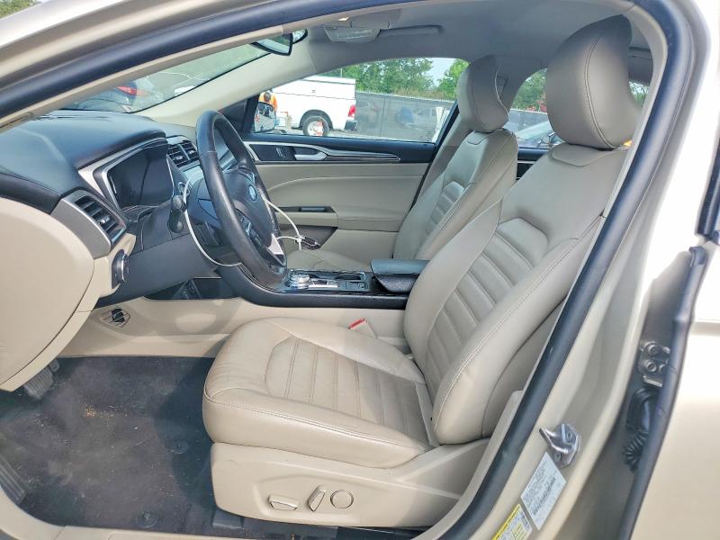 Zdjęcie 7 z aukcji – 2017 FORD FUSION z VIN 3FA6P0HD0HR403491