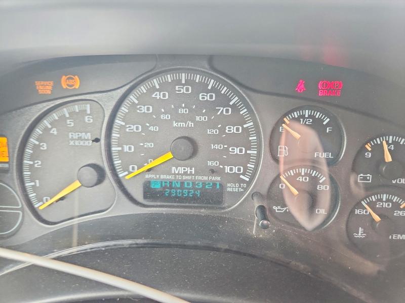 Photo 9 from auction – 2000 CHEVROLET SILVERADO with VIN 2GCEK19T9Y1300025