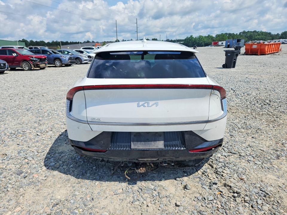 Photo 6 from auction – 2024 KIA EV6 with VIN KNDC34LA2R5210129