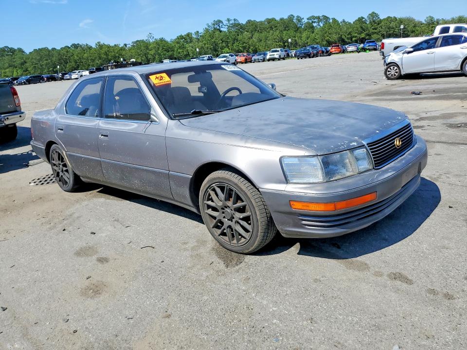 Photo 4 from auction – 1993 LEXUS LS with VIN JT8UF11E7P0147702