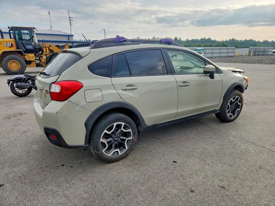 Photo 3 from auction – 2017 SUBARU CROSSTREK with VIN JF2GPABC8H8200517