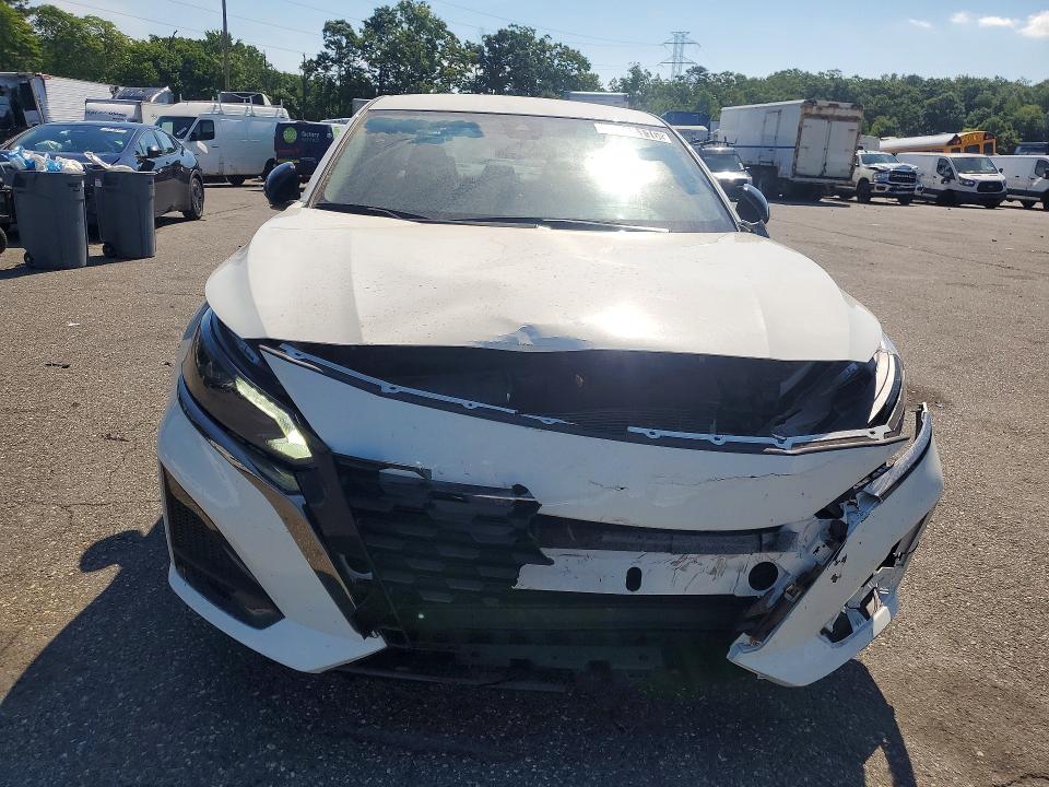 Photo 5 from auction – 2025 NISSAN ALTIMA with VIN 1N4BL4CVXSN381768
