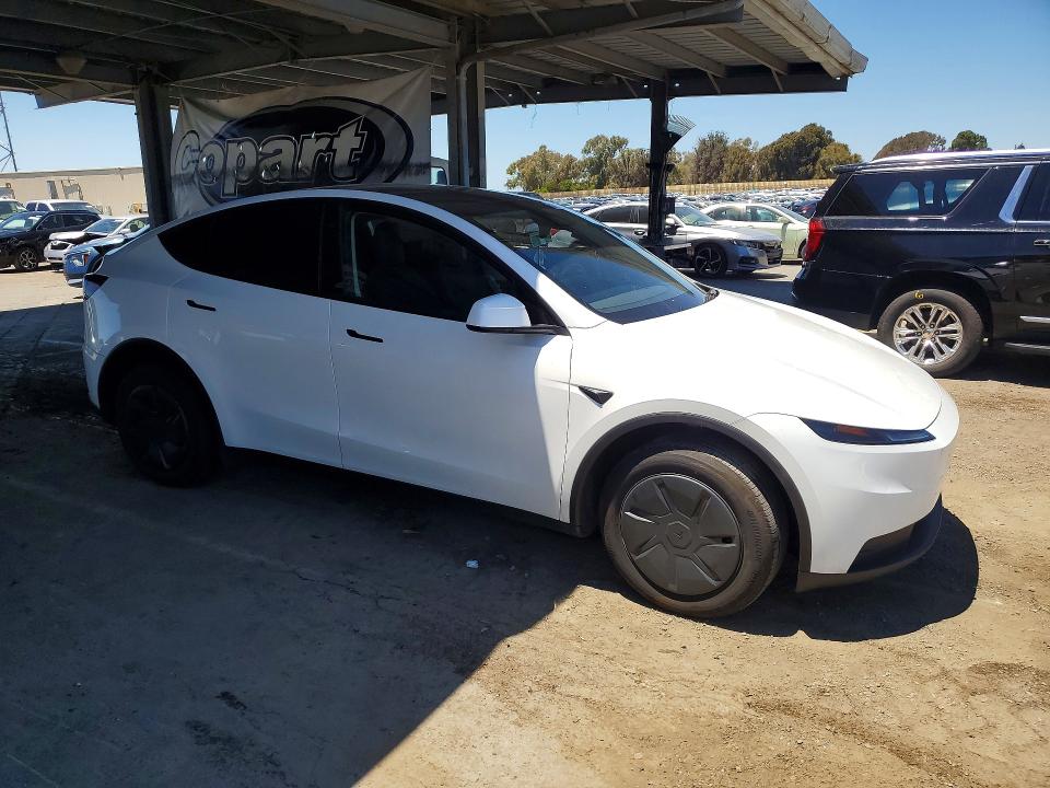 Photo 4 from auction – 2026 TESLA MODEL Y with VIN 7SAYGDED2TA607492