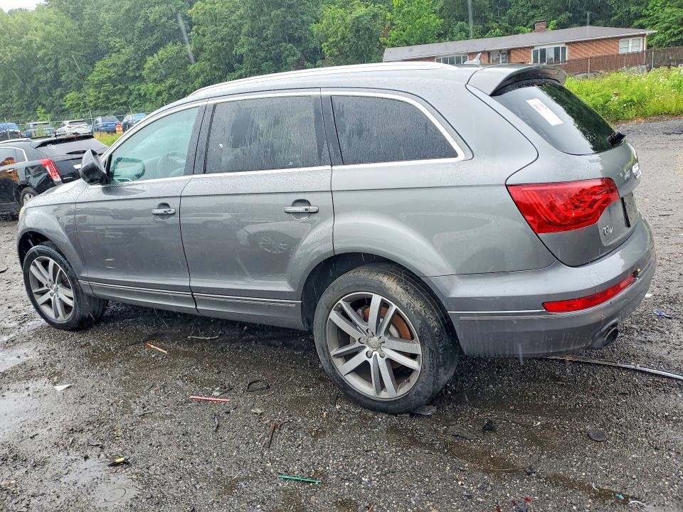 Photo 2 from auction – 2015 AUDI Q7 with VIN WA1LGAFE9FD001578