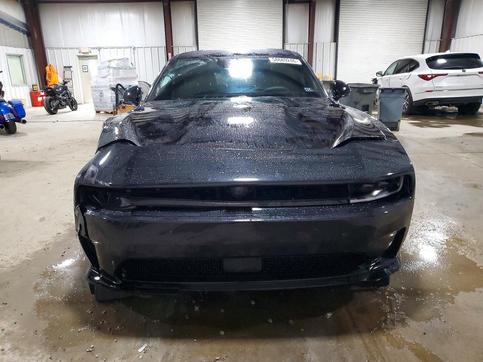 Снимка 5 от търг – 2025 DODGE CHARGER с VIN 2C3CDBCK5SR537213