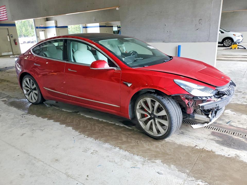 Photo 4 from auction – 2018 TESLA MODEL 3 with VIN 5YJ3E1EB5JF074760