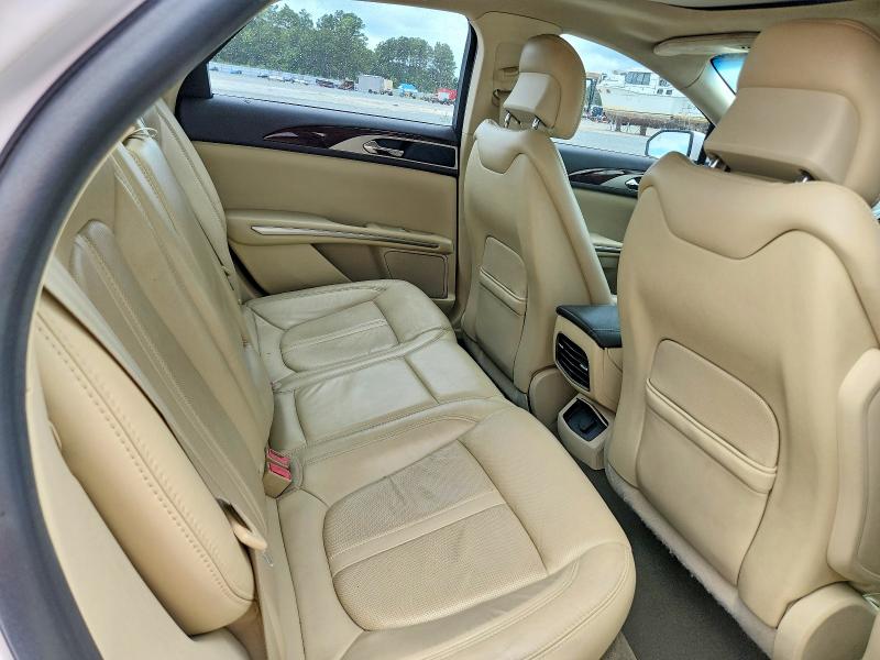 Photo 10 from auction – 2013 LINCOLN MKZ with VIN 3LN6L2G97DR818814