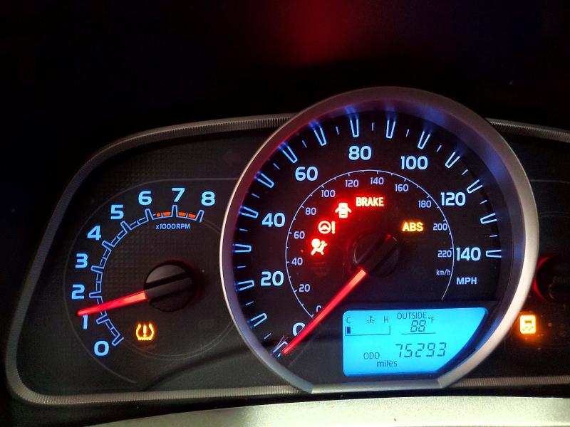 Photo 9 from auction – 2014 TOYOTA RAV4 with VIN 2T3RFREV0EW167315