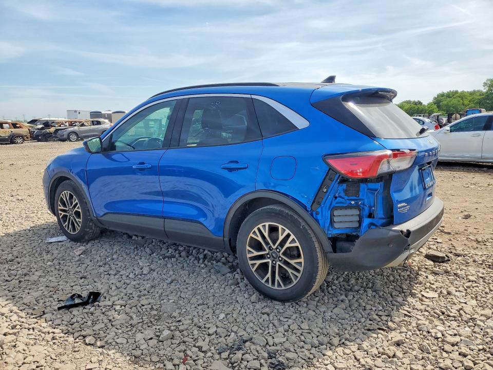 Photo 2 from auction – 2020 FORD ESCAPE with VIN 1FMCU0H6XLUA25586