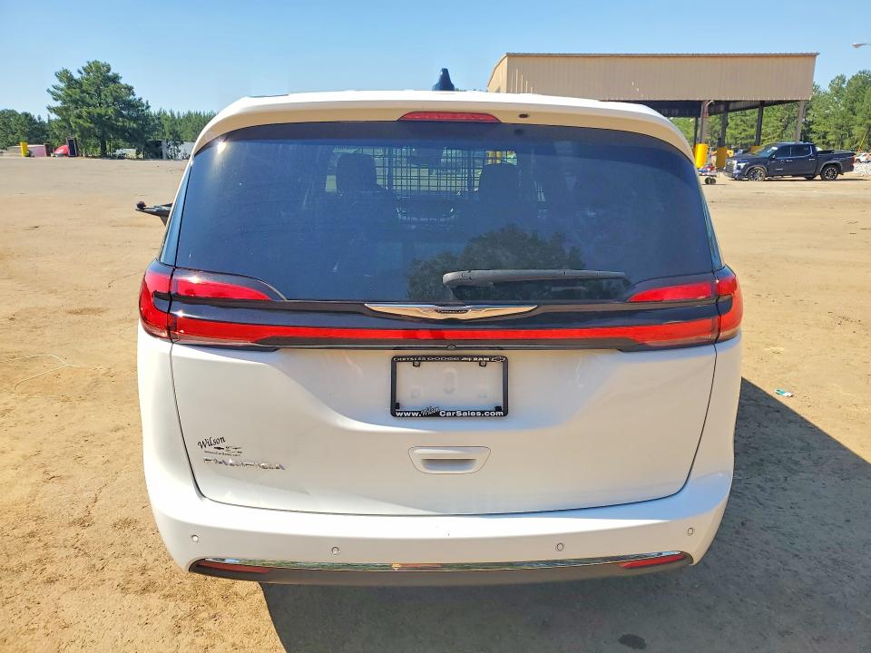 Photo 6 from auction – 2024 CHRYSLER PACIFICA with VIN 2C4RC1FG1RR119428