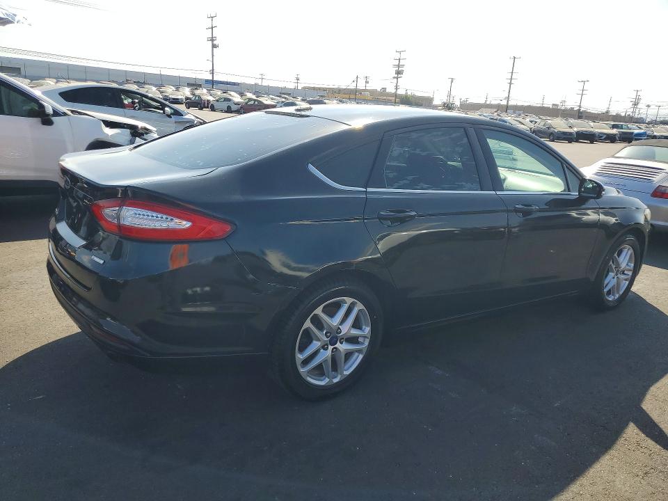 Photo 3 from auction – 2014 FORD FUSION with VIN 3FA6P0H77ER185409