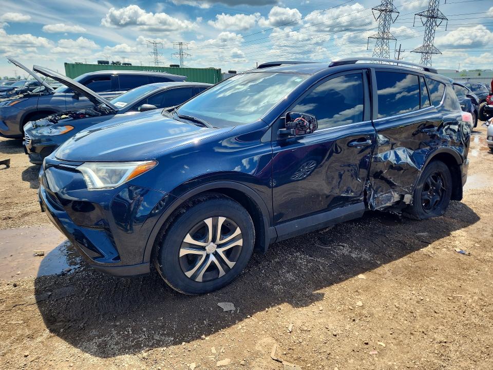 TOYOTA RAV4 2018 with VIN JTMBFREV9JJ735829 - Photo from auction