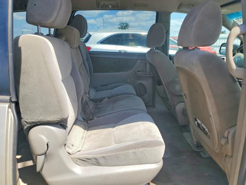 Снимка 11 от търг – 2009 TOYOTA SIENNA с VIN 5TDZK23C29S230748