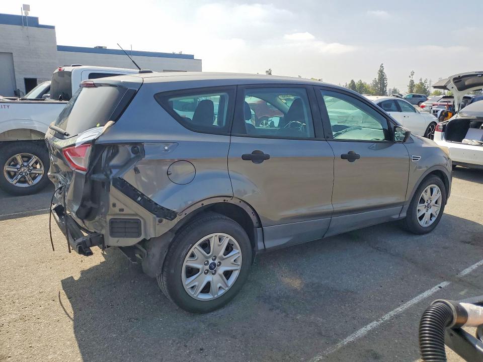 Photo 3 from auction – 2014 FORD ESCAPE with VIN 1FMCU0F73EUD61868