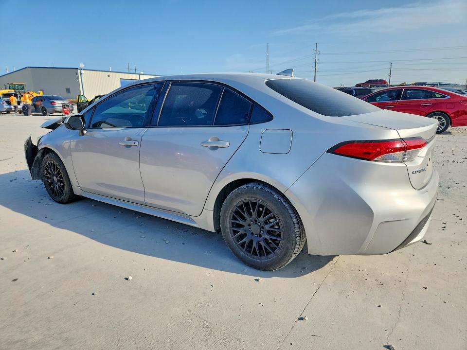 Photo 2 from auction – 2021 TOYOTA COROLLA with VIN 5YFEPMAE8MP166250