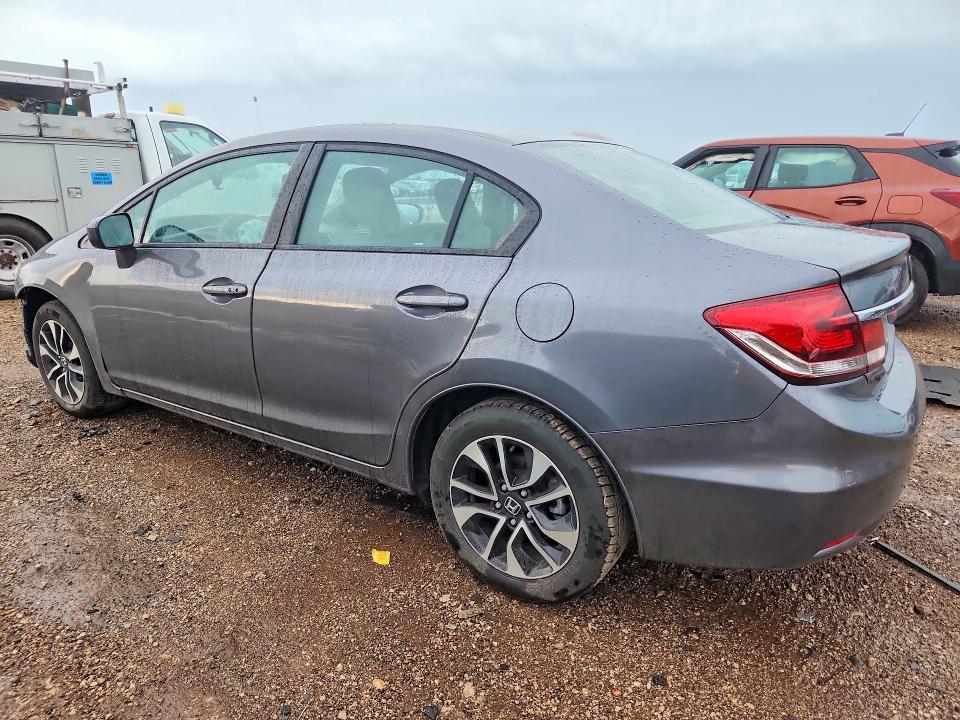 Photo 2 from auction – 2015 HONDA CIVIC with VIN 2HGFB2F80FH502848