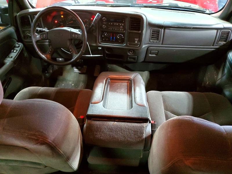Photo 8 from auction – 2004 CHEVROLET SILVERADO with VIN 1GCHK292X4E335224